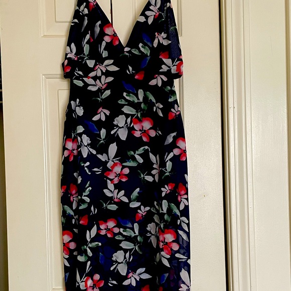 Maxi dress flowery 🥰 - Picture 1 of 2